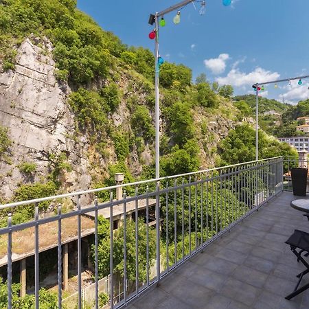 Stunning Apartment In Quiet Street Near Center With Free Parking 4 Floor Fiume Esterno foto