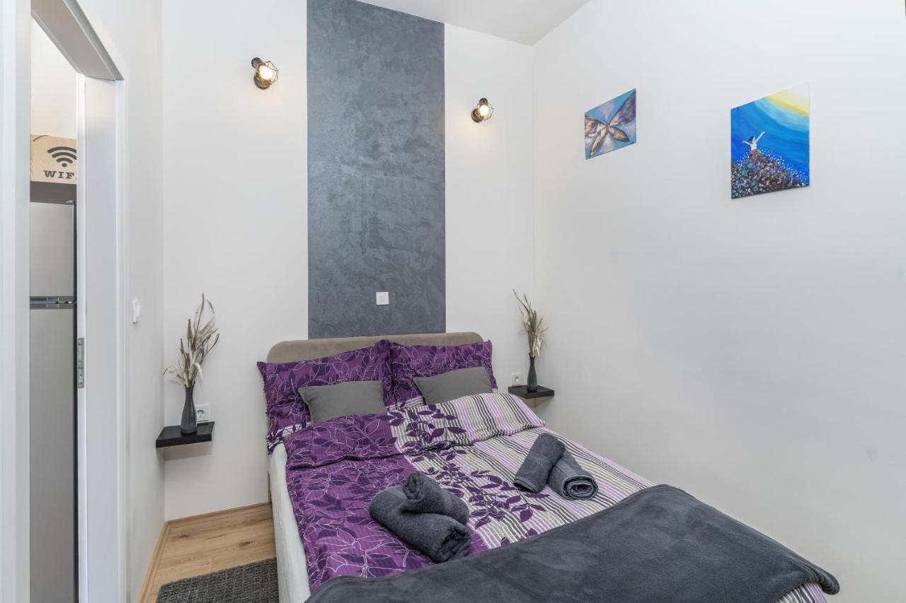 Stunning Apartment In Quiet Street Near Center With Free Parking 4 Floor Fiume Esterno foto